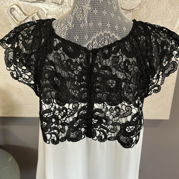 Venus Black Lace Overlay Dress Size 12 - Picture 8 of 16